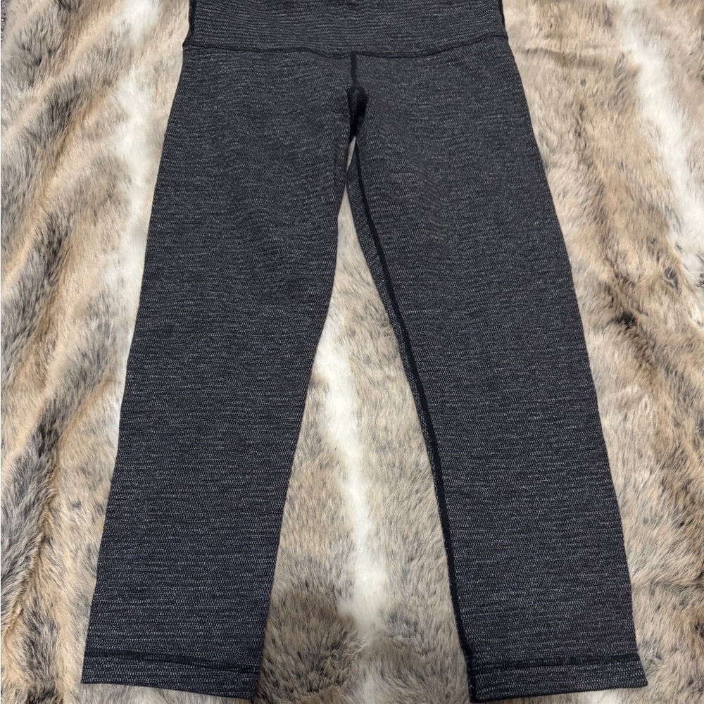 Lululemon Charcoal Black/Gray Leggings-4 Cropped
